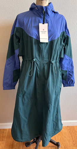 Nwt lululemon evergreen - sz, 8