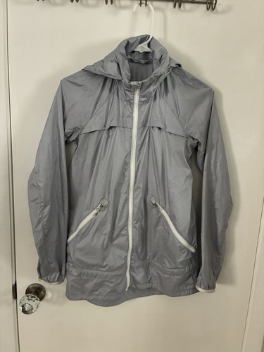 Lululemon women rain jacket - lululemon,